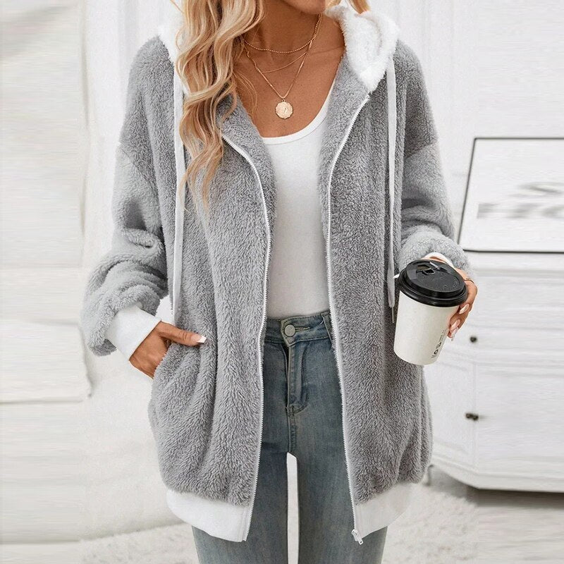 Alex - Comfortabele en stijlvolle winterhoodie voor dames