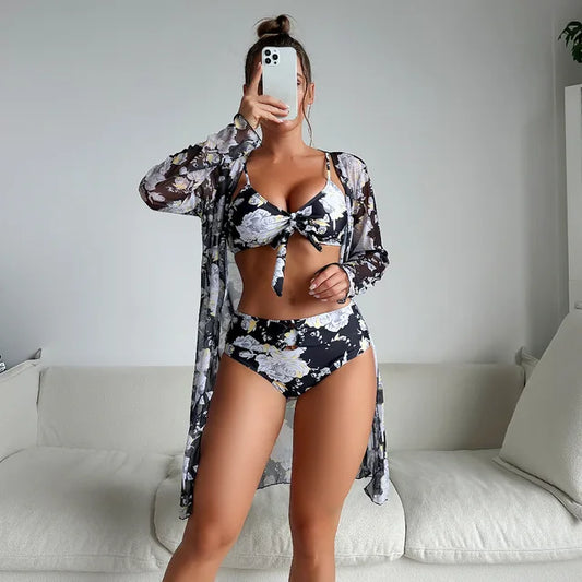 Elegante zomer bikini met hoge taille en bloemenpatroon