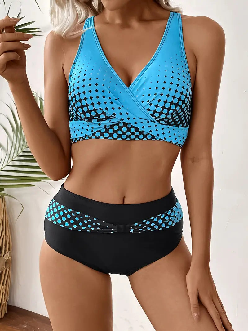 Modieuze en chique bikini met willekeurige print en V-hals