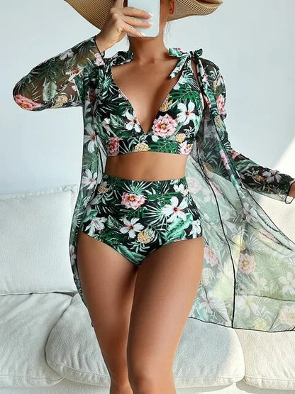 Sexy bikini met bloemenpatroon en overlay