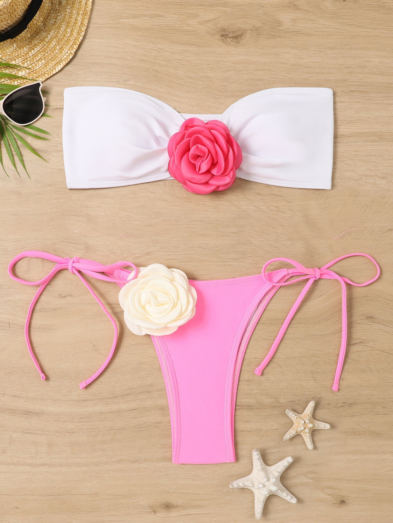 Fris en vrouwelijk Bikini