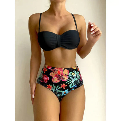 Chique bikini met hoge taille en bloemmotief
