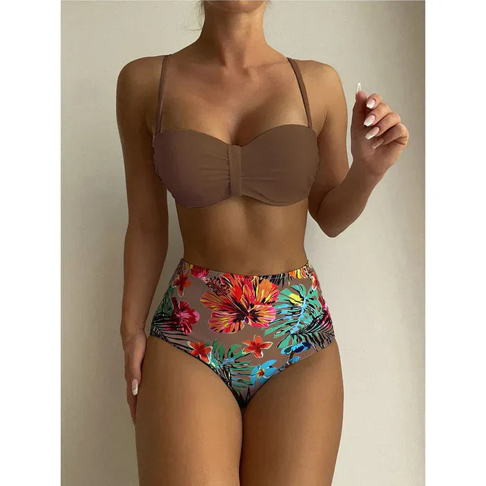 Chique bikini met hoge taille en bloemmotief