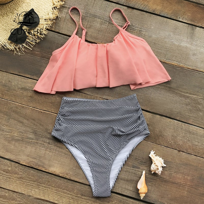 Kleurrijke bikini met ruches