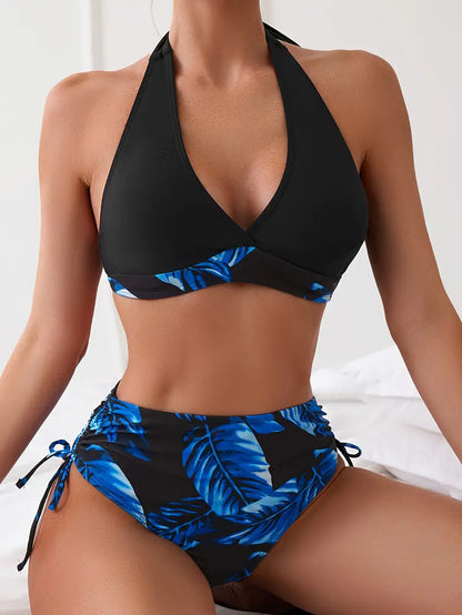 Stijlvolle halterbikini met tropische bladprint